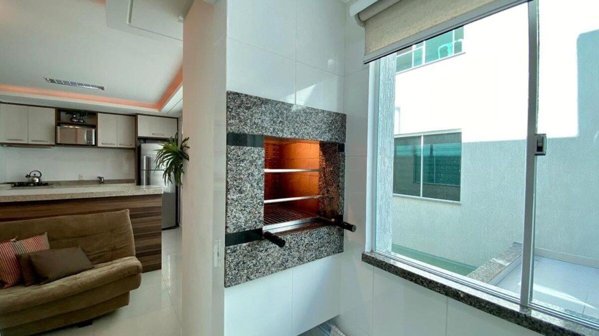 Solar Das Ilhas - Aconchegante Apartamento Na Linda Praia De 4 Ilhas Bombinhas Exteriör bild